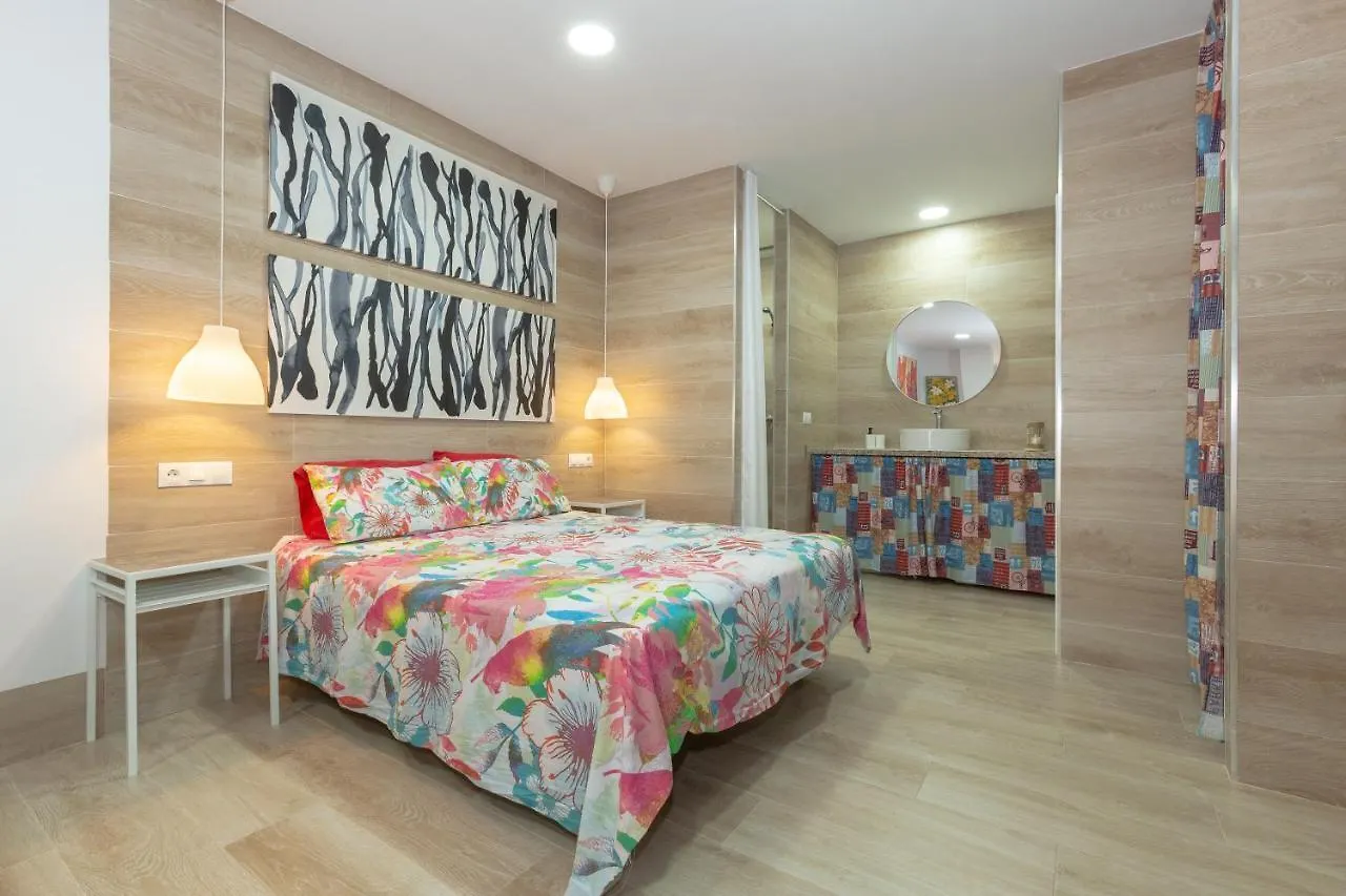 Loft A 3 Minutos Bus Y Tren Apartment Malaga