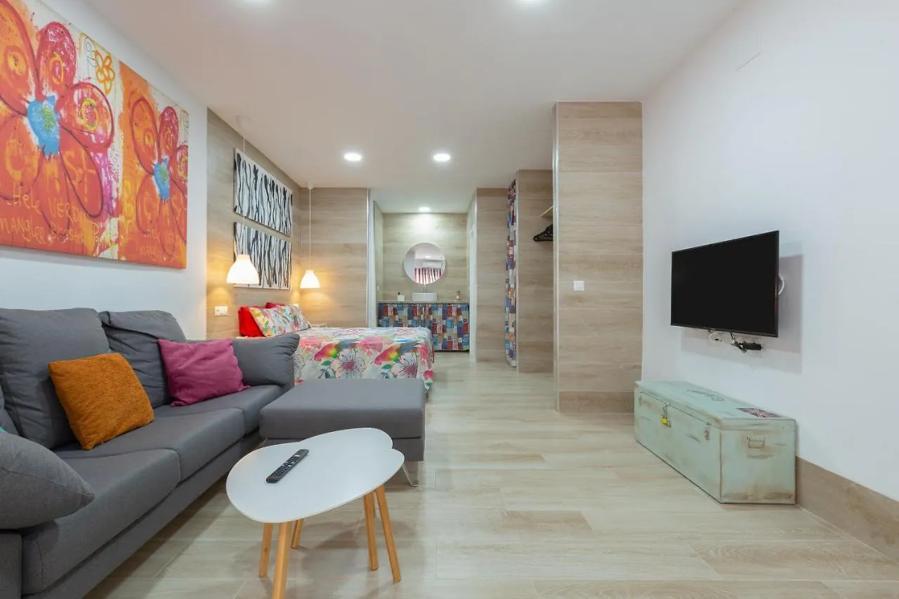 Loft A 3 Minutos Bus Y Tren Apartment Malaga Spain